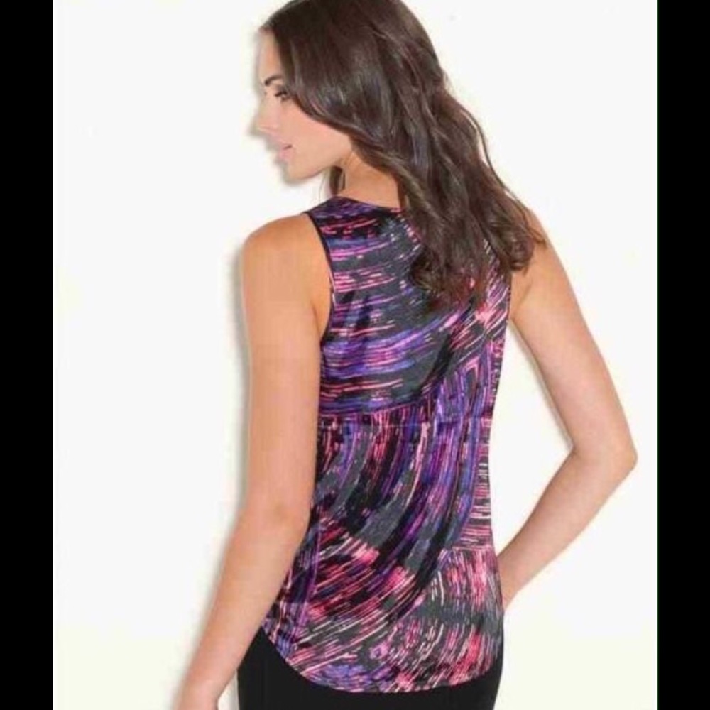 GUESS SLEEVELESS PRINT TOP - Picture 2 of 2