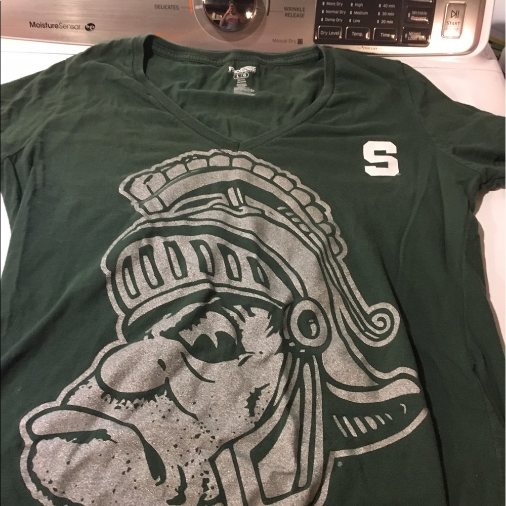 Michigan State green short sleeve shirt