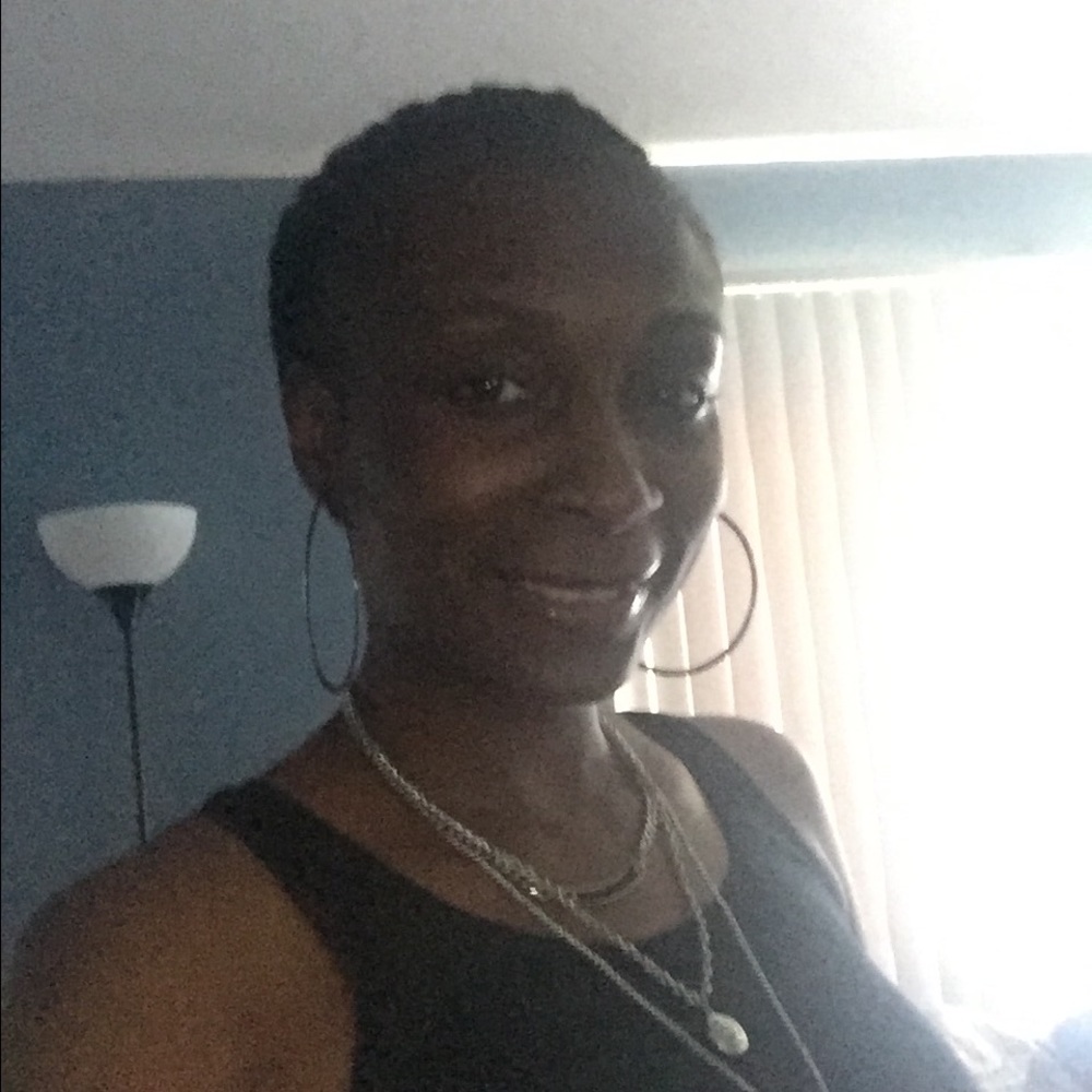Meet your Posher, Shantel