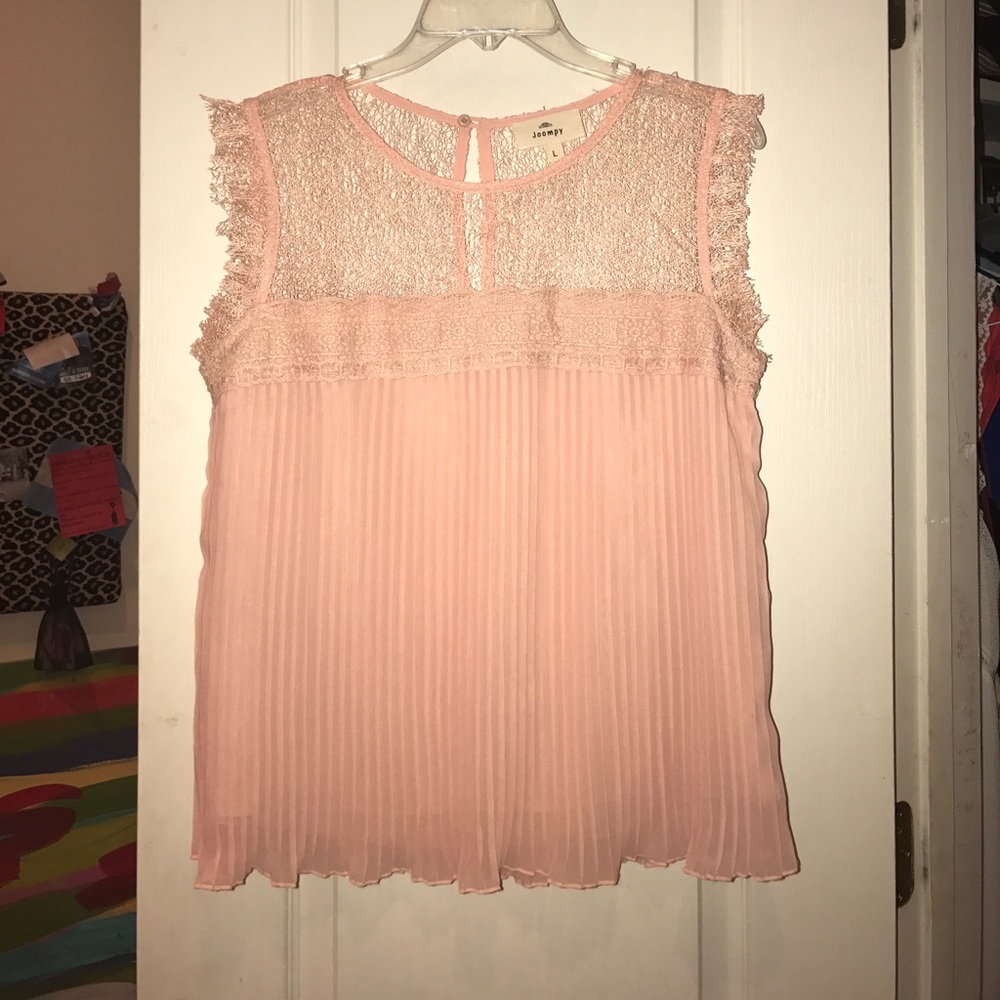 Light pink blouse (NWOT)