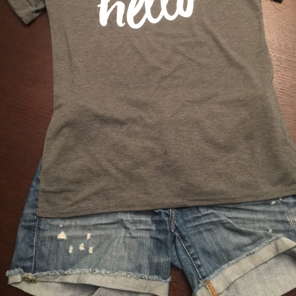 Grey hello t-shirt with cuff sleeves - Picture 4 of 4
