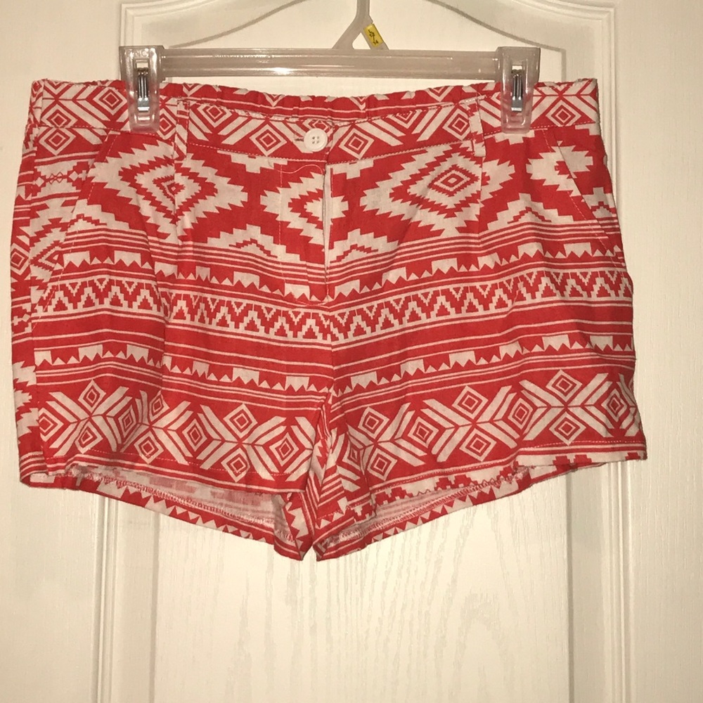 Aztec shorts (NWOT)