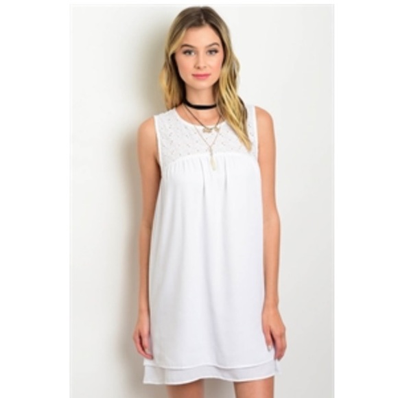 Dresses & Skirts - Pure white dress