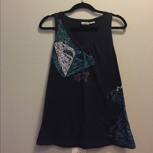 Black Roxy flowy tank top!
