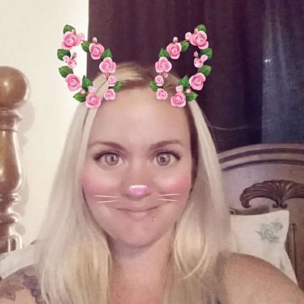 Meet your Posher, Stephanie