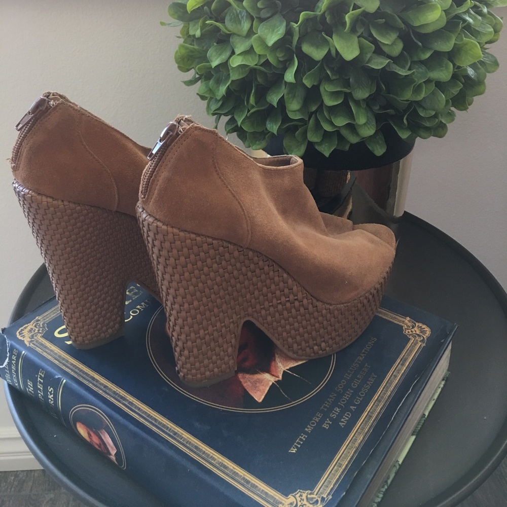 Ecote Urban Outfitters Suede Platform Woven Shoes