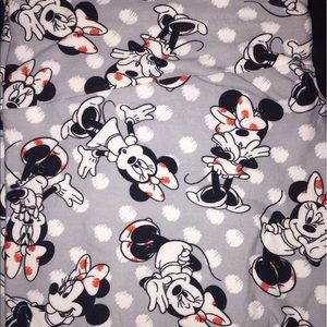 Lularoe TC Disney leggings