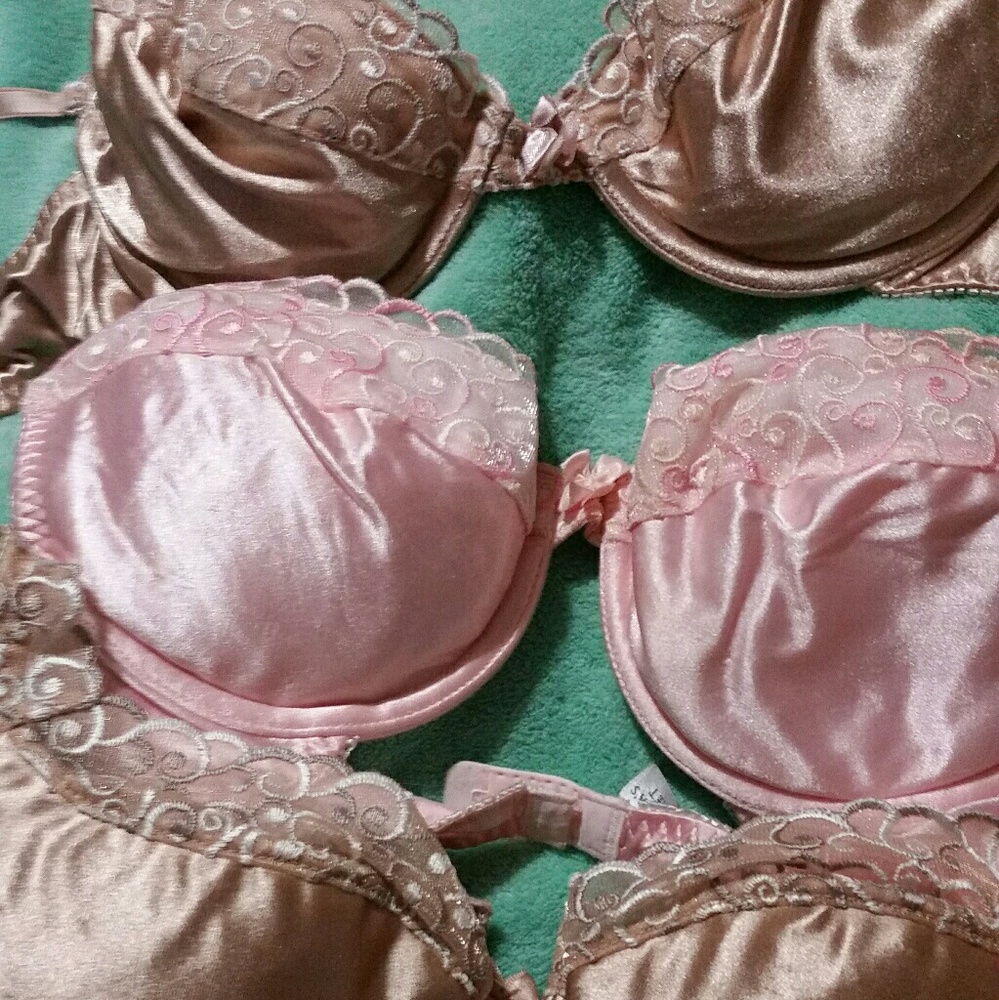 34C Victorias Secret padded/unpadded (option) &