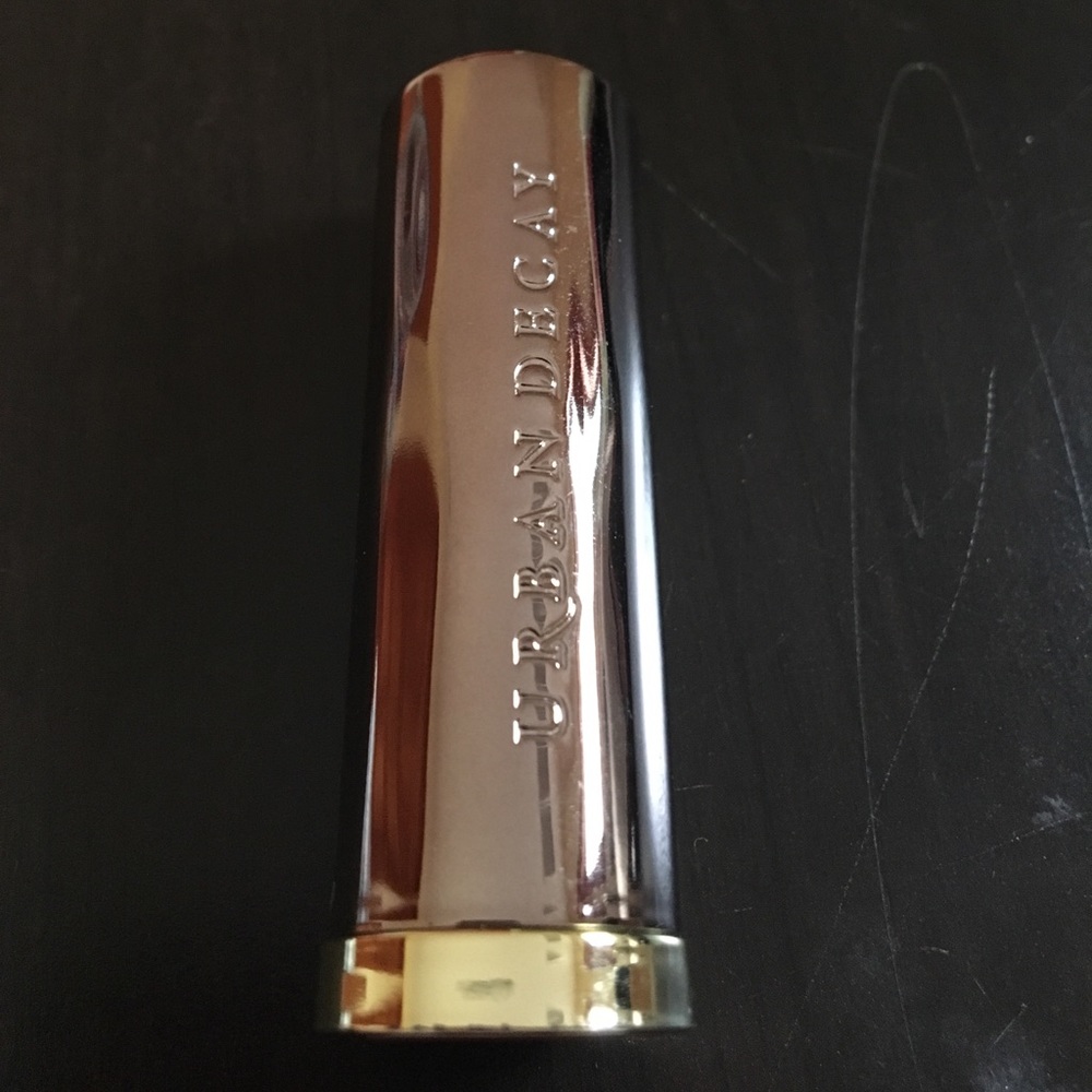 Urban Decay Vice Lipstick in Bad Blood