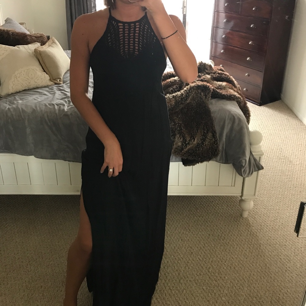 O'Neill maxi with front crochet detail