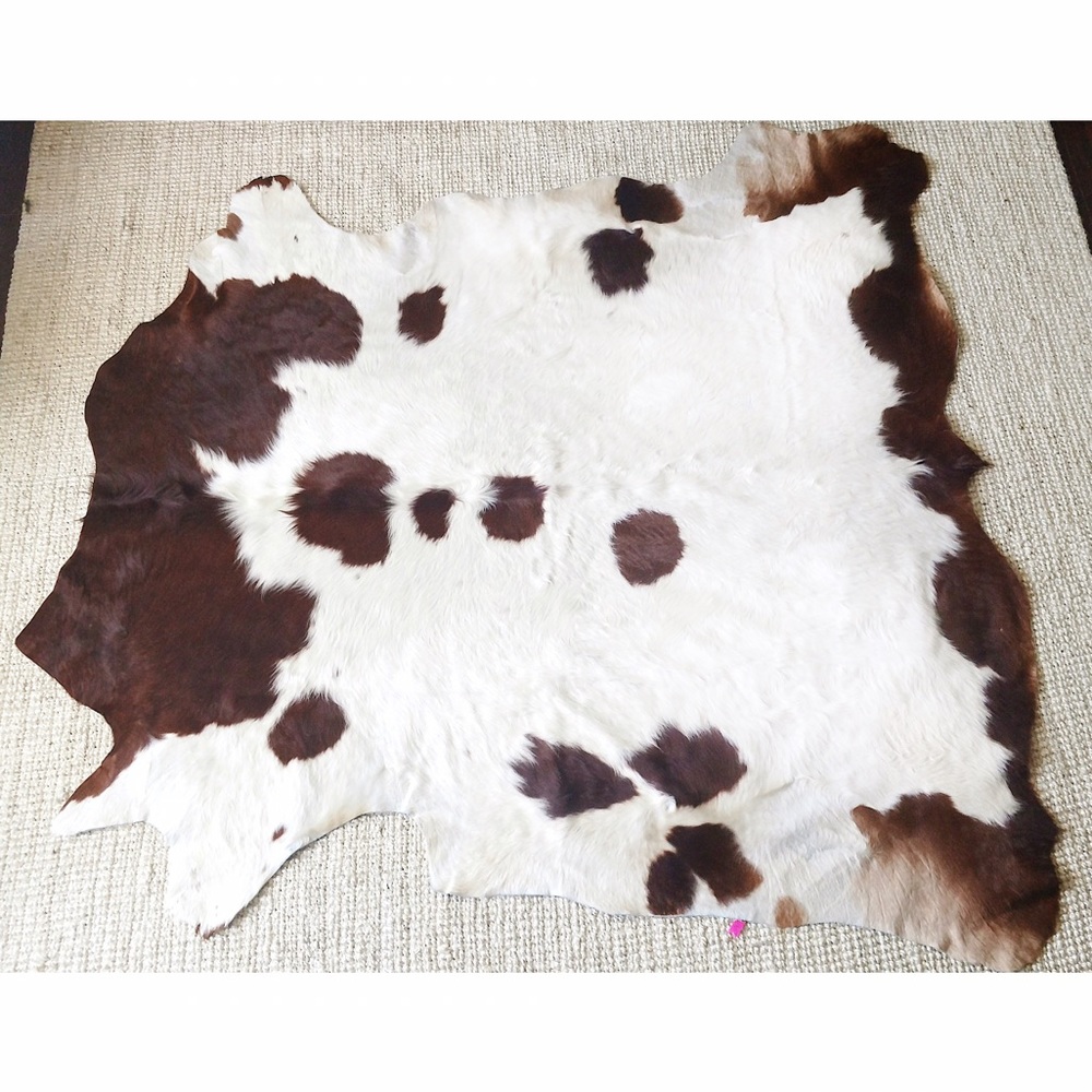 Sold Authentic Large Cowhide Rug - Picture 2 of 3