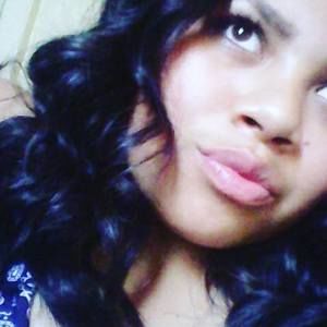 Meet your Posher, Lizbeth