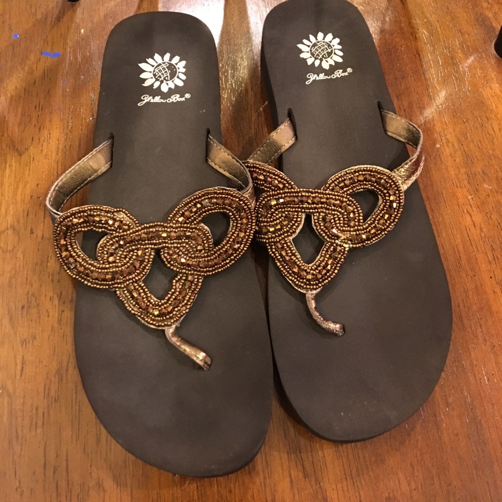 Yellow box flip flops size 9