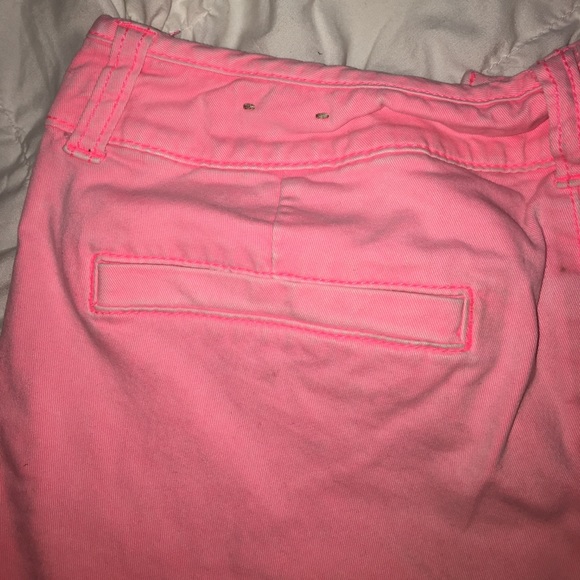 Pink American Eagle shorts - Picture 2 of 4
