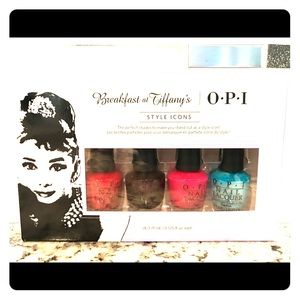Breakfast at Tiffany's OPI Nail Polish Set