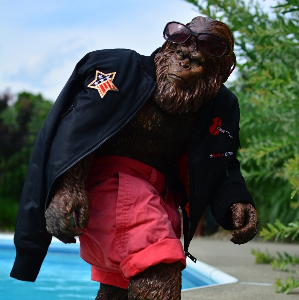 Meet your Posher, Sassy Squatch