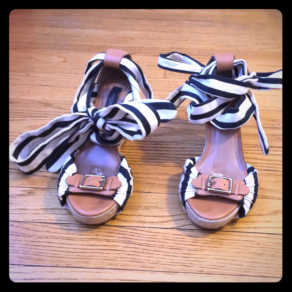 Ann Taylor Ankle Strap Wedges, Sz 6