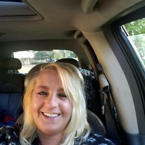 Meet your Posher, Connie