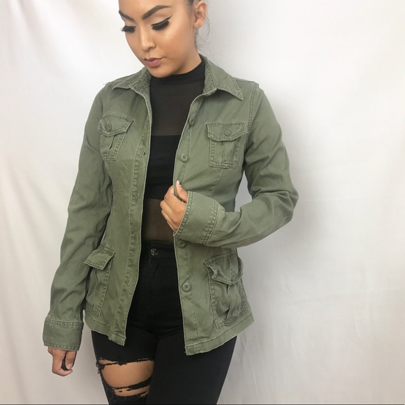 • Black Mesh Bodysuit • - Picture 2 of 6