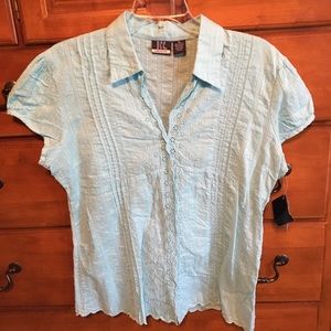 🎀Baby Blue Eyelet Shirt🎀