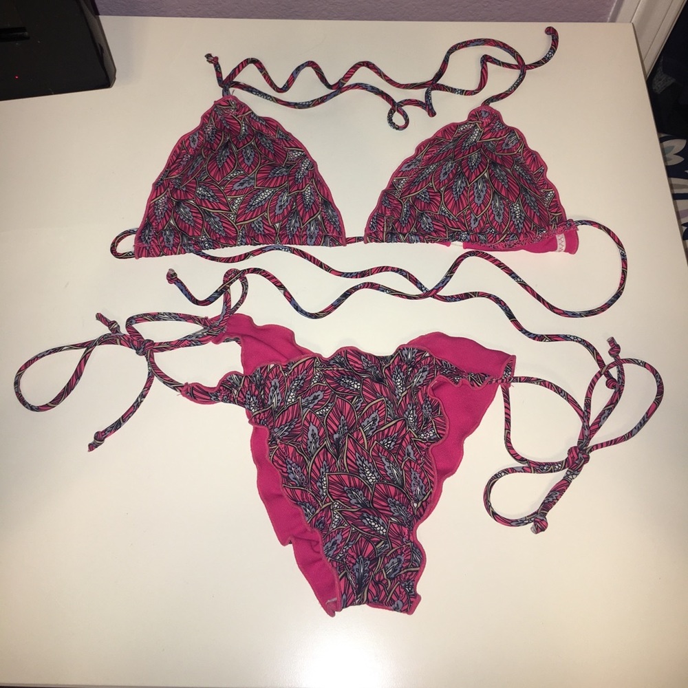 patterned swim suit