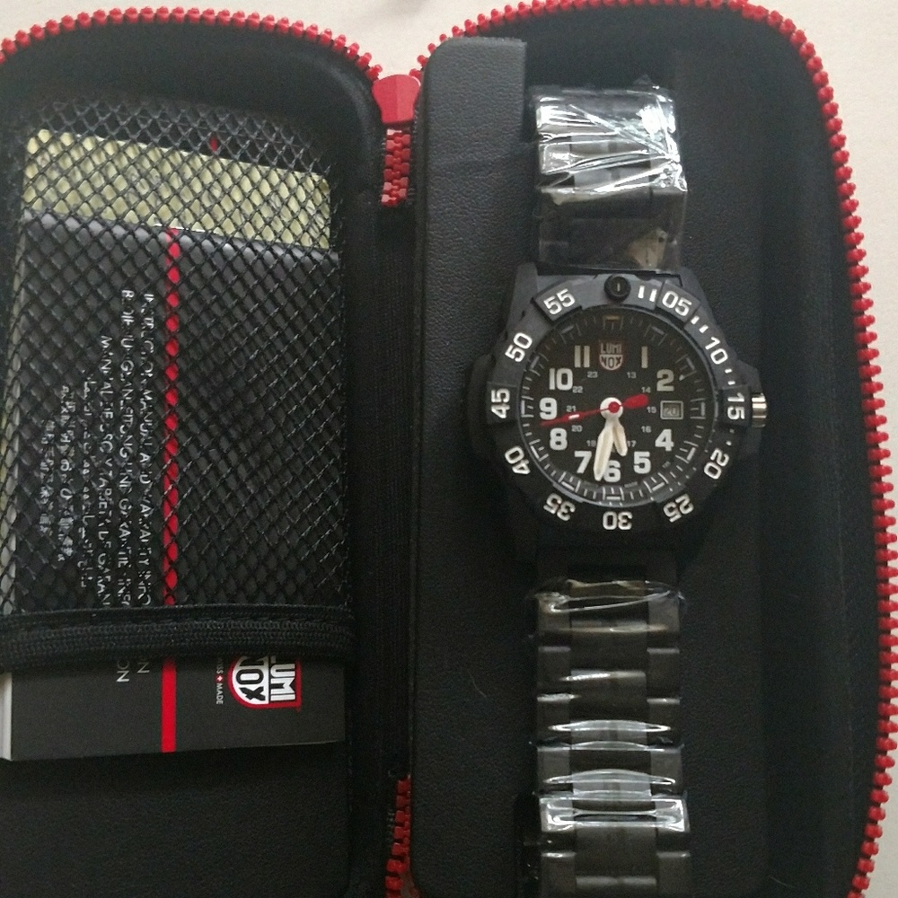 Brand new luminox xs.3502