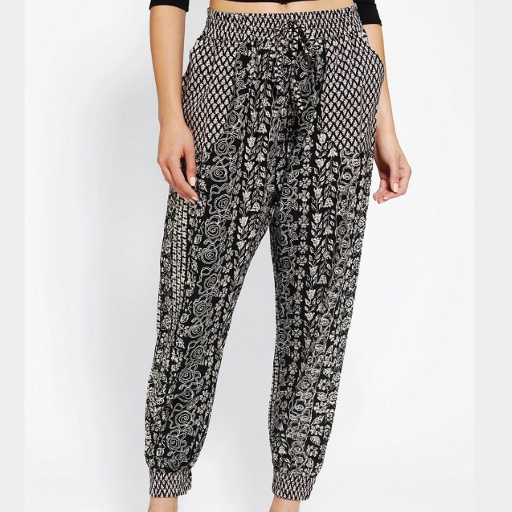 Staring at Stars (brand) Heroine Harem Pant