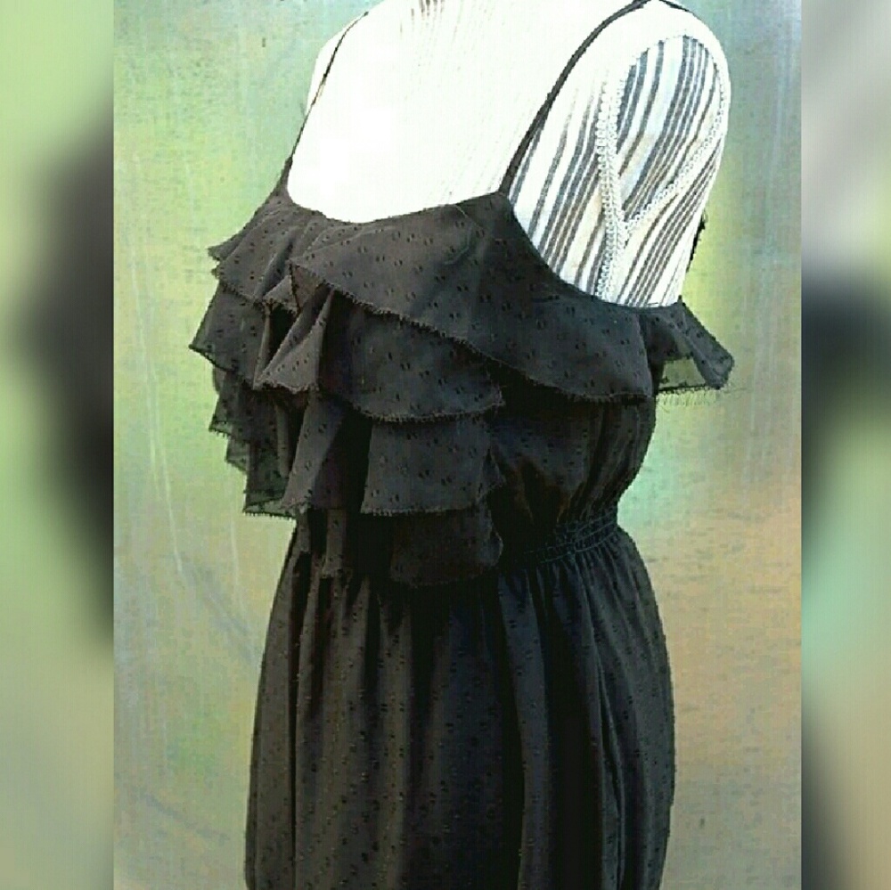 Chelsea & Violet High-low Ruffle Midi Dress - Picture 4 of 5