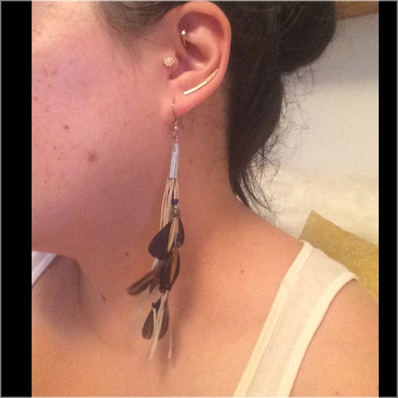 FREE PEOPLE SUEDE FEATHER BEAD EARRINGS - Picture 2 of 5