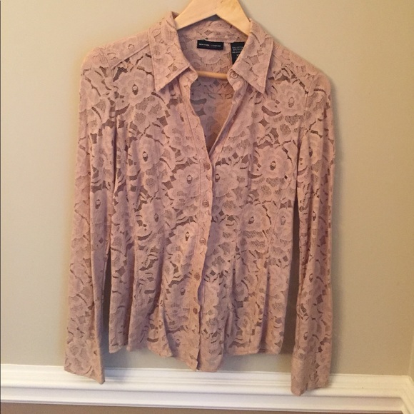 🌸NWOT NY&CO Lace Shirt🌸 - Picture 1 of 4