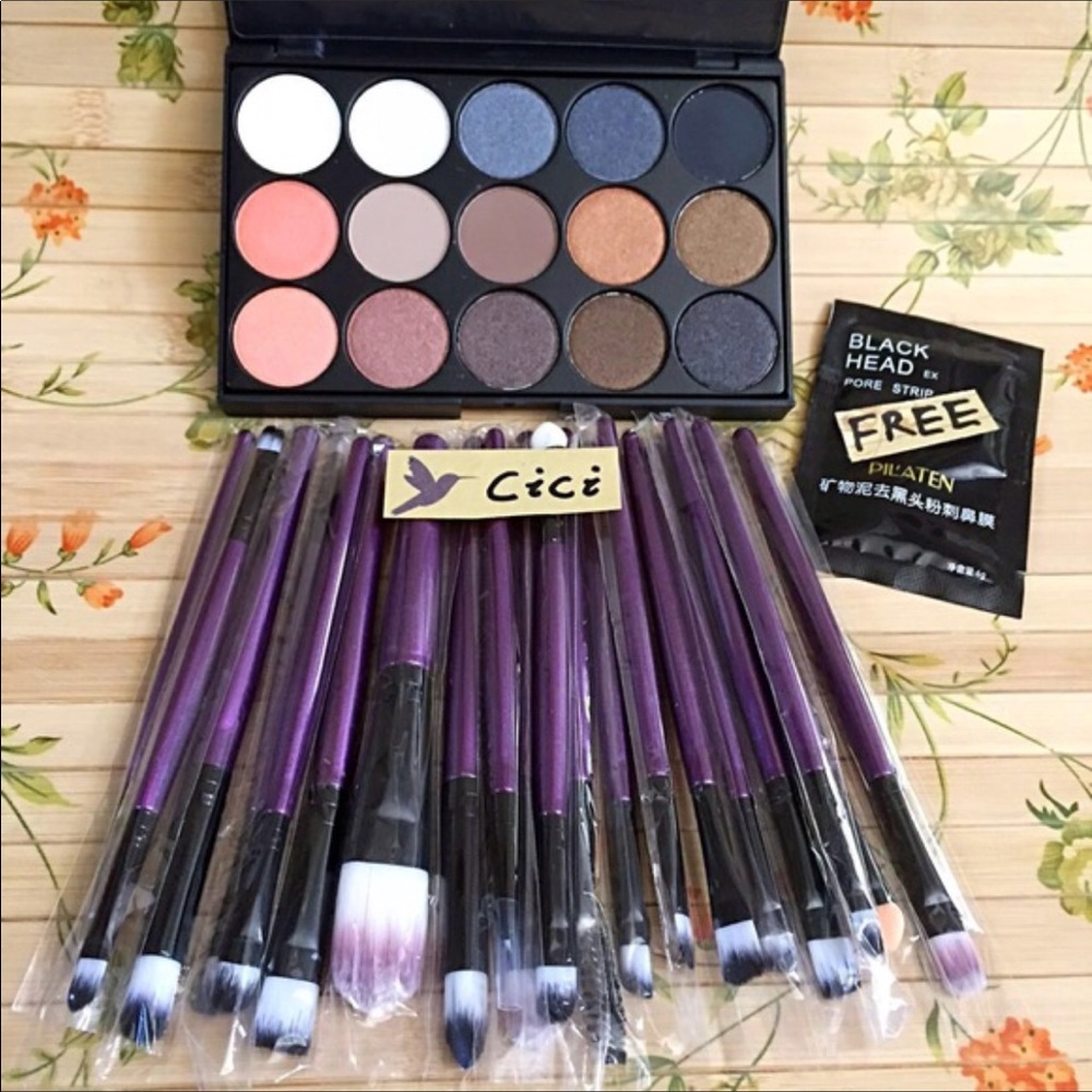 🌹🌹New 20pcs Brushes +Eyeshadow Palette +2pc Mask