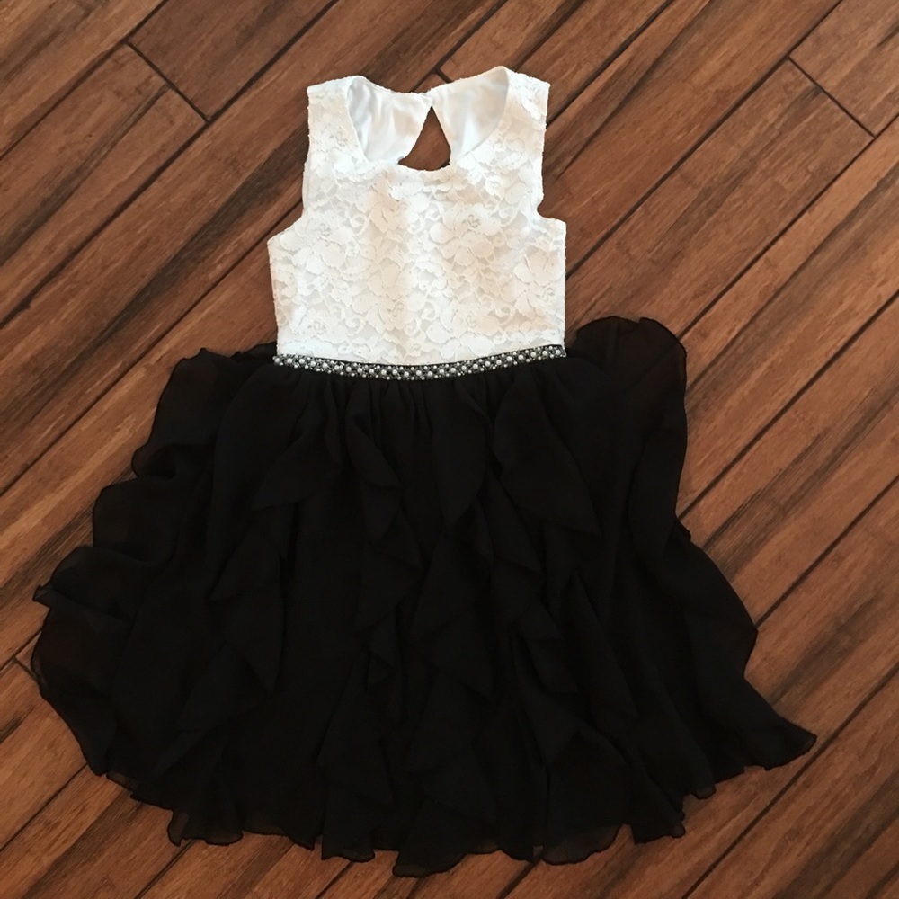 KIDS Girls black and white tier dress