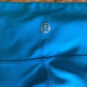 Lululemon work out leggings/ capris