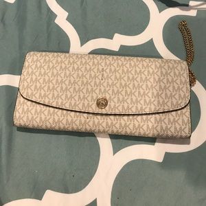 Michael kors wallet