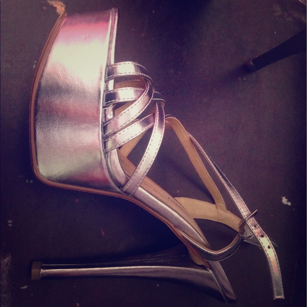 Silver Tippy Top Heels by Chinese Laundry