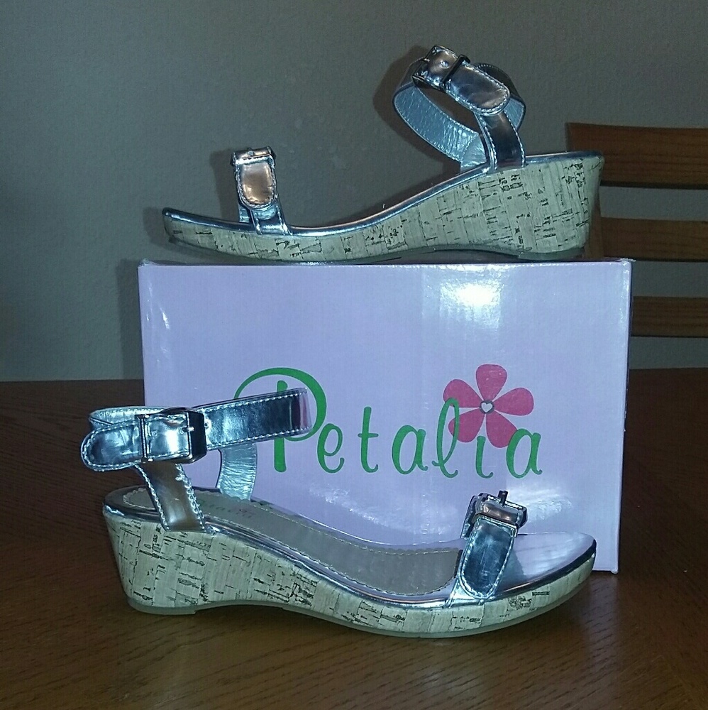Girls Wedges Size 4 Silver Sandals