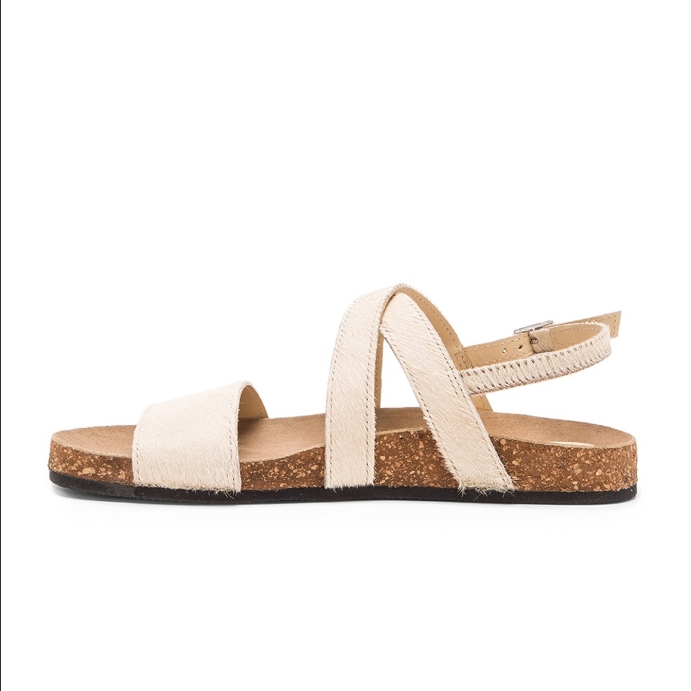 NIB Cream Cowhide Hair Leather Boho Chic Sandal - Picture 5 of 6