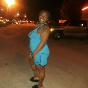 Meet your Posher, Chanel