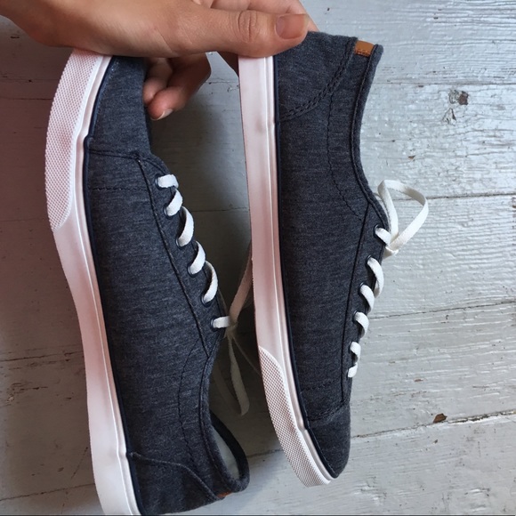 NWT Vans - Picture 4 of 4