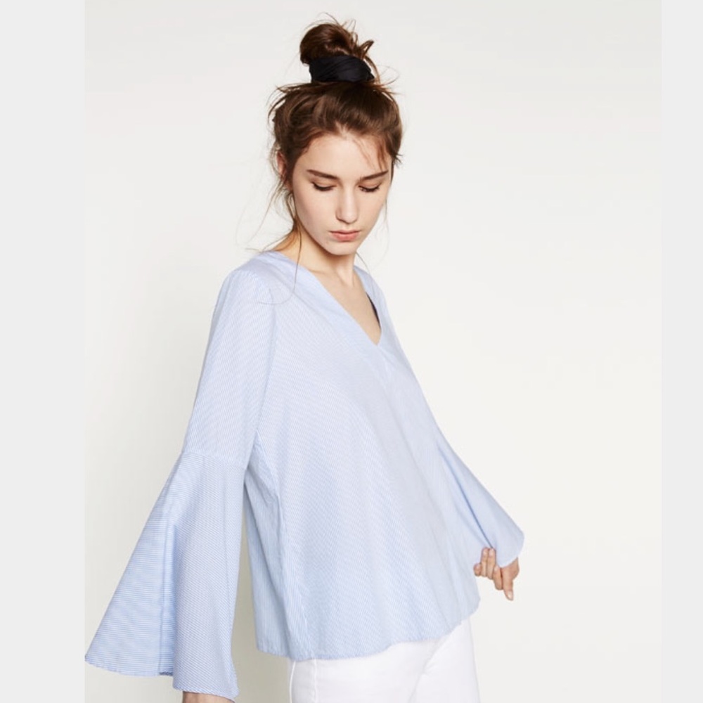 Zara striped bell sleeve blouse XS
