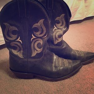 Justin's Cowgirl boots. Size 10. EUC.