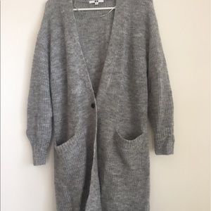 Uniqlo sweater