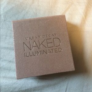 Urban Decay NAKED Illuminated highlighter