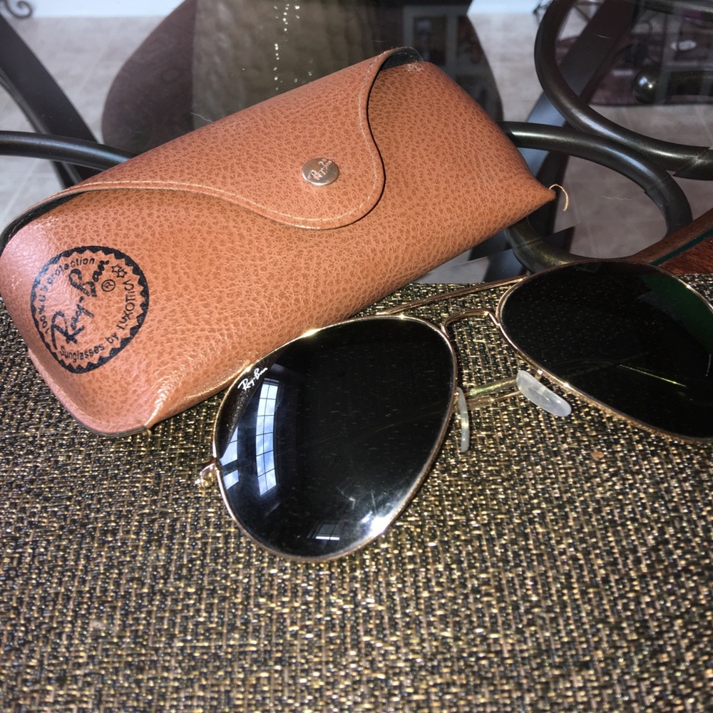 Black & gold large frame Ray Bans😎😎😎
