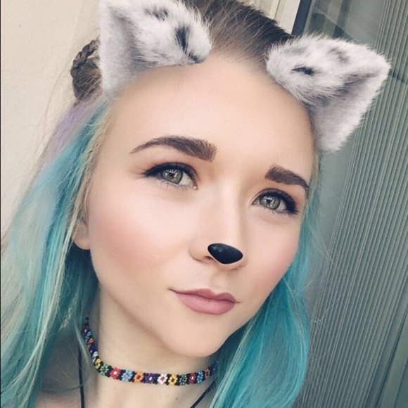 Meet this posher! - Picture 2 of 2