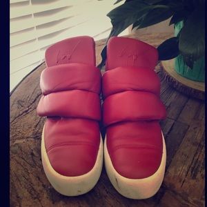 GIUSEPPE ZANOTTI PUFF-STRAP HIGH-TOP