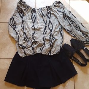 Cute top . Great Condition!