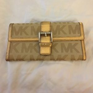 Authentic Michael Kors Wallet