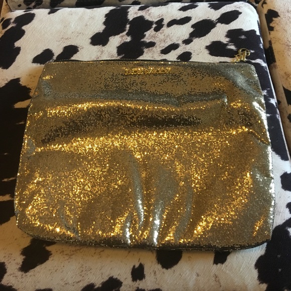 New. Gold Victoria's Secret Bag with mirror - Picture 4 of 7