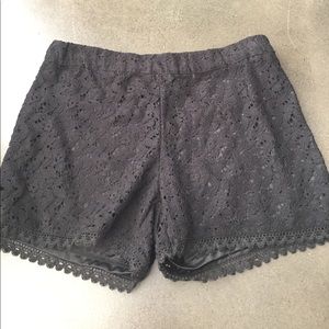 H&M Black lace shorts NWOT